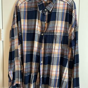 Old Navy The Boyfriend Shirt Flannel Button Down